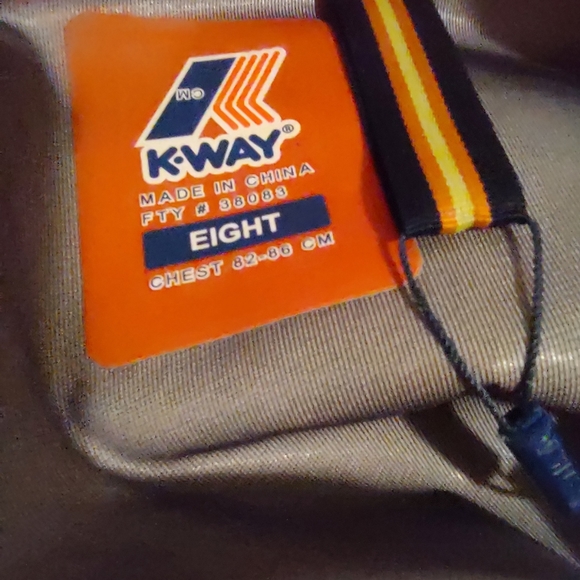 Ladies K-Way jacket - Picture 6 of 13